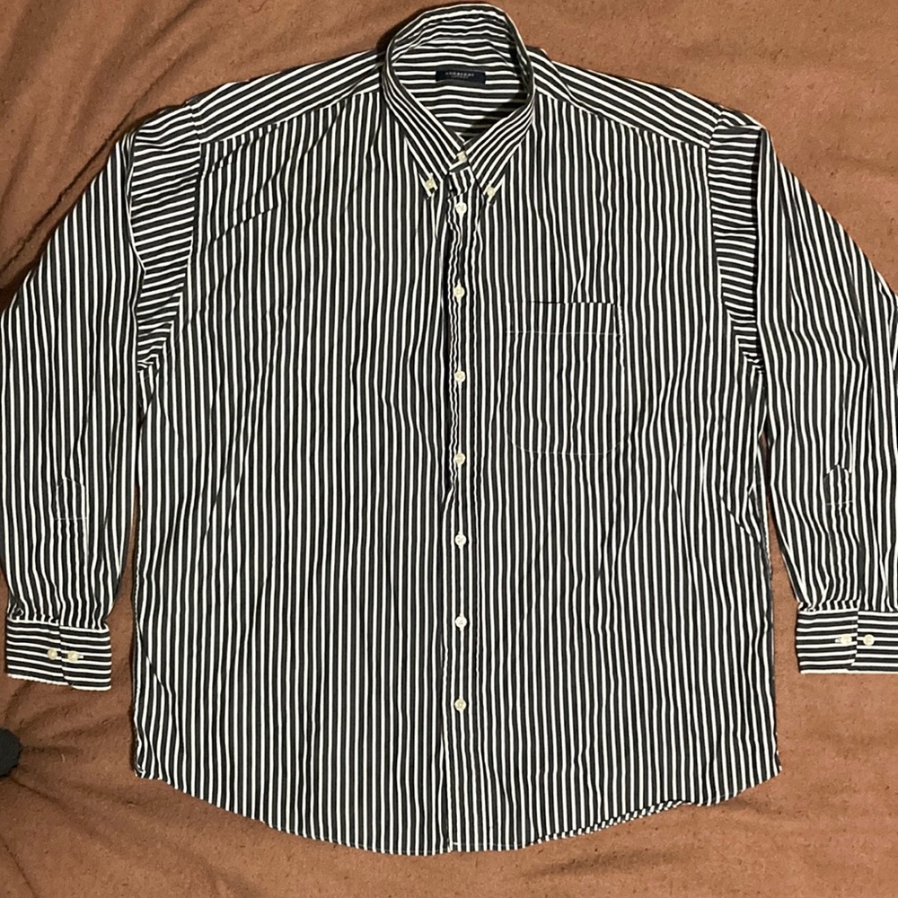 XL Mens Burberry Button down Dress shirt Black and White Striped